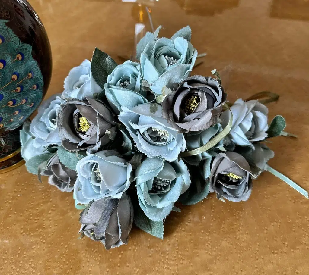 Mavi Yeşi 6LI Açmış Gül Demeti