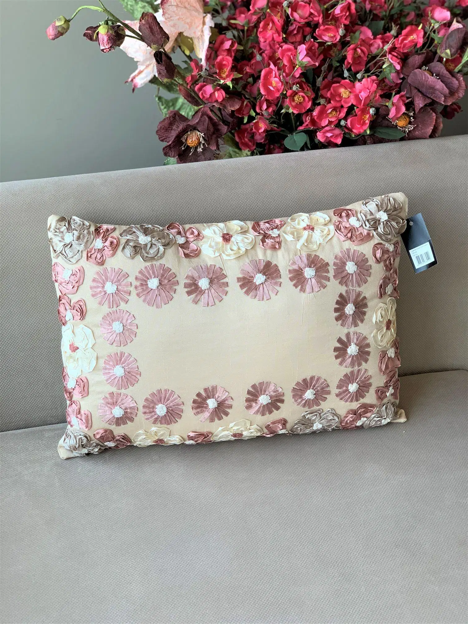 VZ 022 Pembe Çiçekli Yastık